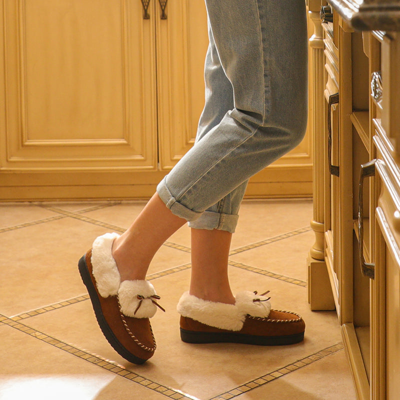 Women's Trapper Moc Memory Foam Slipper – RockDove Footwear